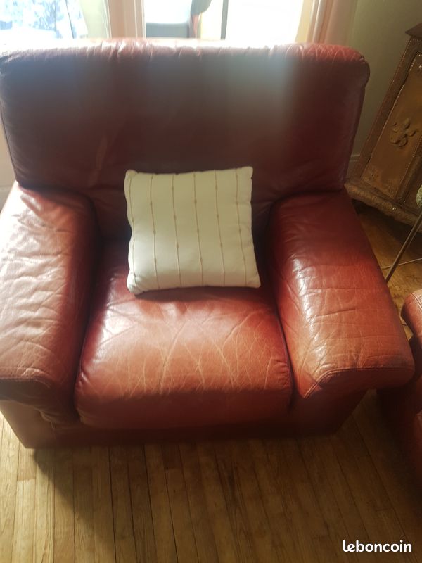 Canape cuir 3 places + 2 fauteuil (image 1)