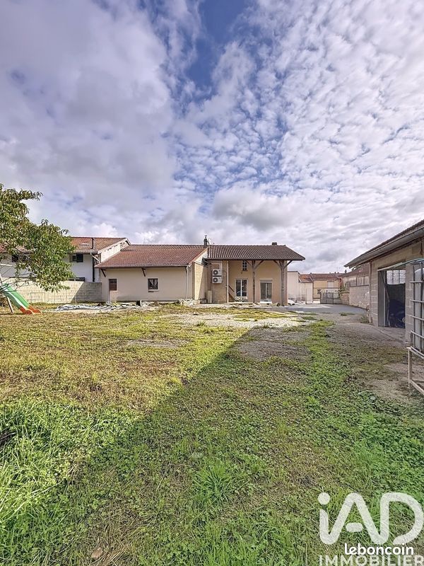 Maison 6 pièces 175 m² · à Couvrot · 175 m² · 129 500 €