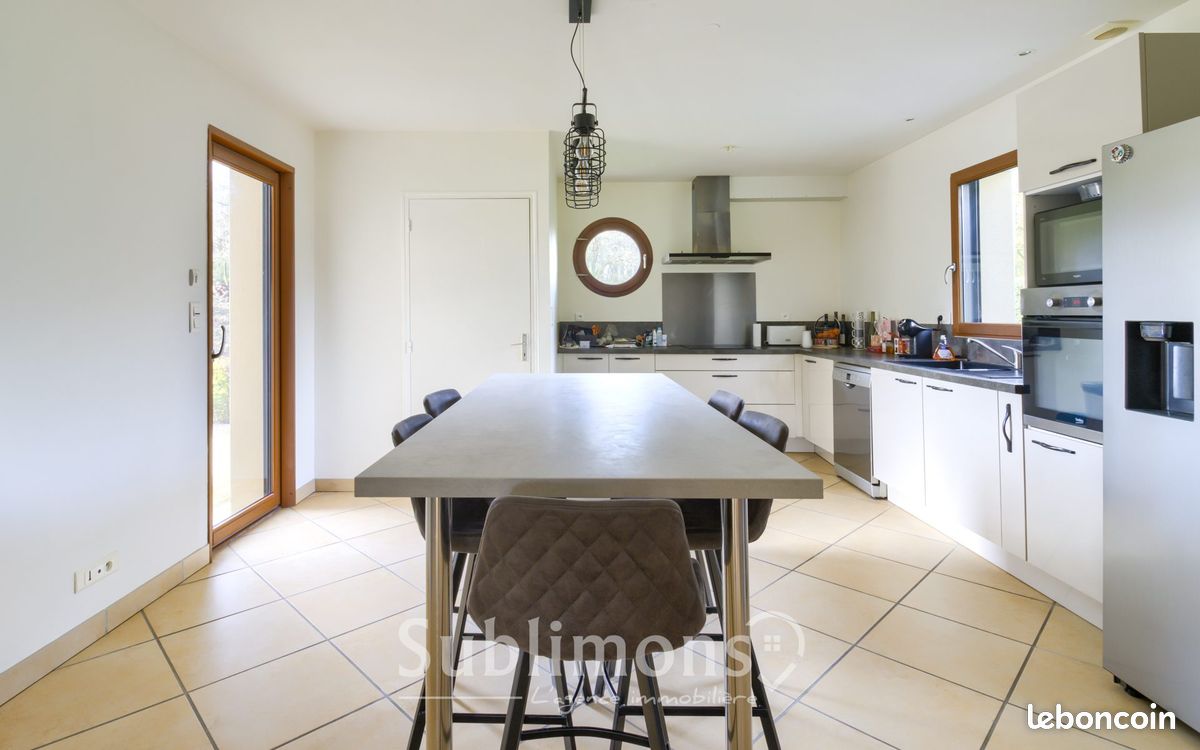 Maison 4 pièces 110 m² · à Nivillac · 110 m² · 350 000 €