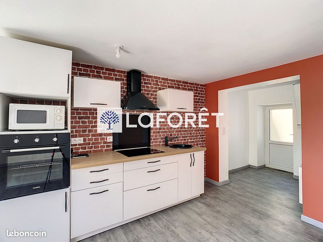 Maison 3 pièces 61 m² · à Somloire · 61 m² · 600 €/mois