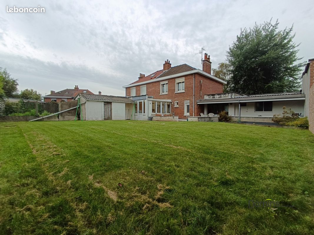 Maison 5 pièces 102 m² · à Willems · 102 m² · 260 000 €