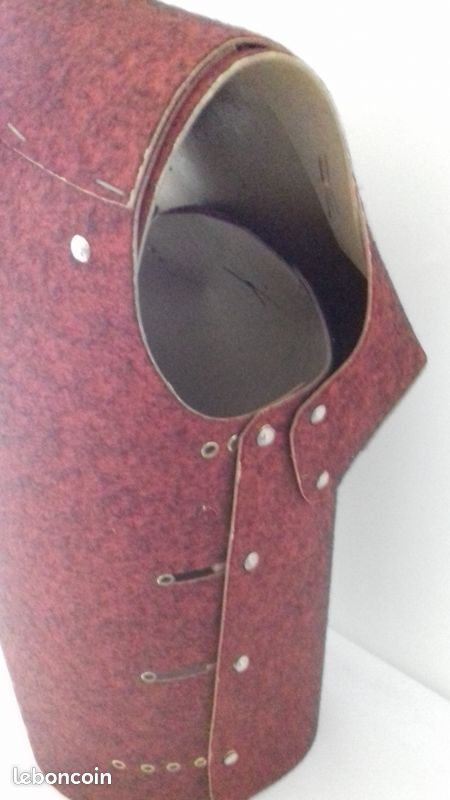 Buste de couture (image 3)