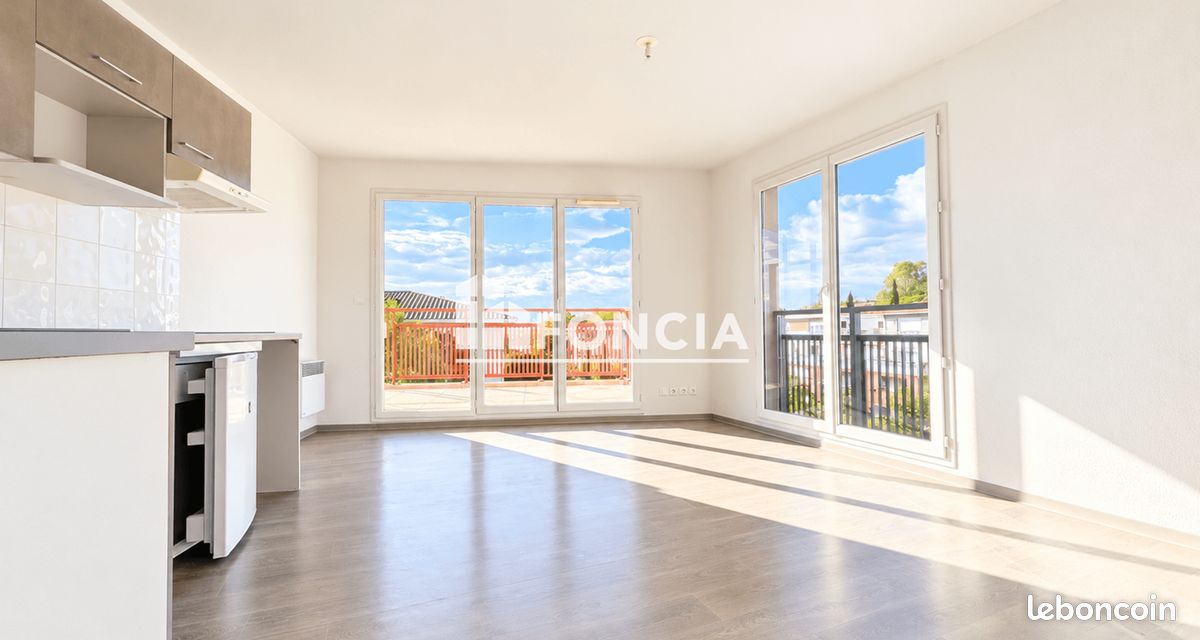Parking 44 m² · à Puget-sur-Argens · 44 m² · 175 000 €
