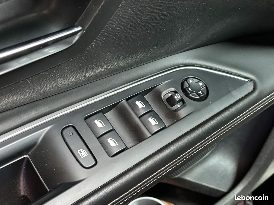 Peugeot 5008 II 2.0 BlueHDi 150ch GT Line S&S DISTRIBUTION OK (image 36)