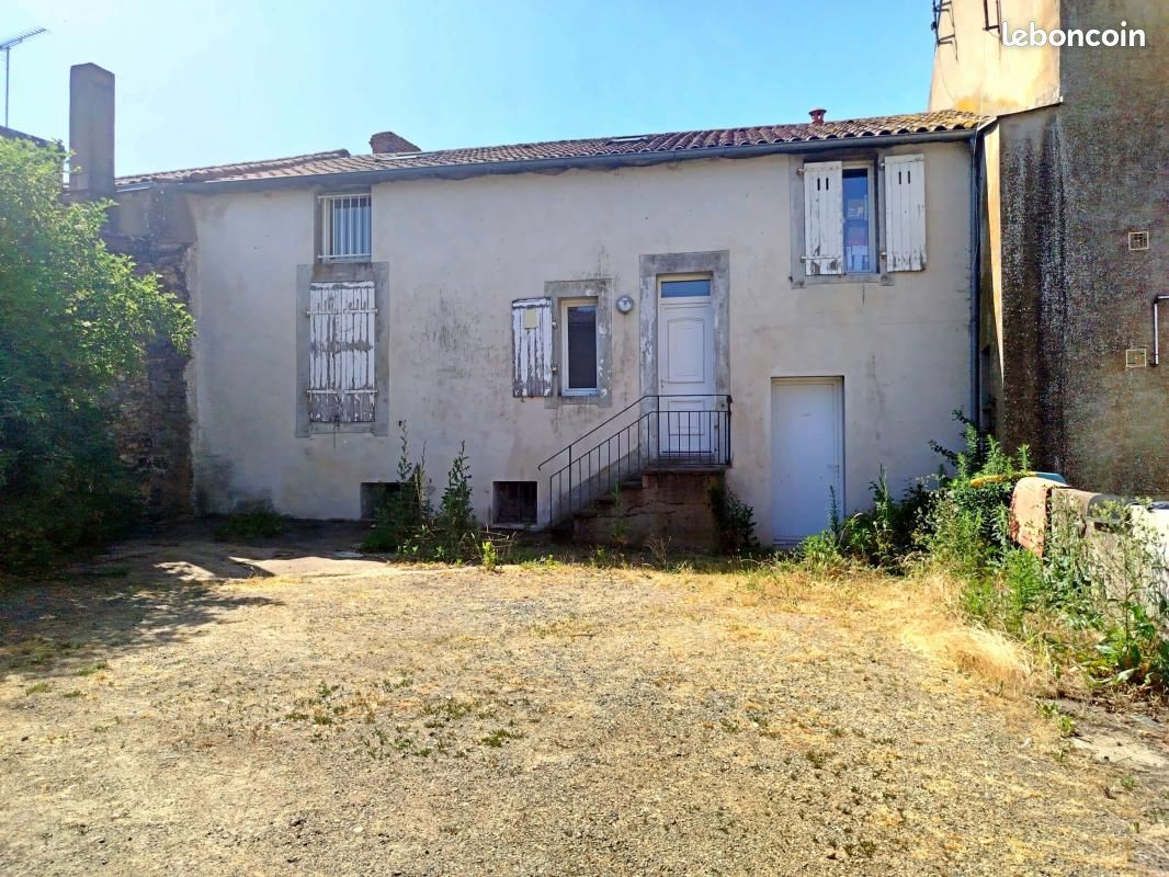 Maison 4 pièces 80 m² · à Coron · 80 m² · 139 100 €