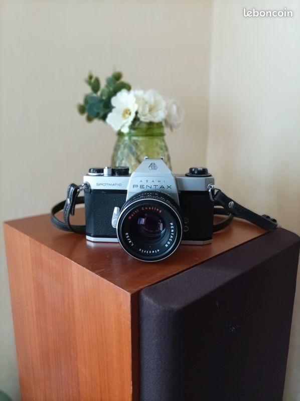 Appareil Photo Argentique Pentax Spotmatic SP 2 - Avec Objectif Pentacon - 35mm