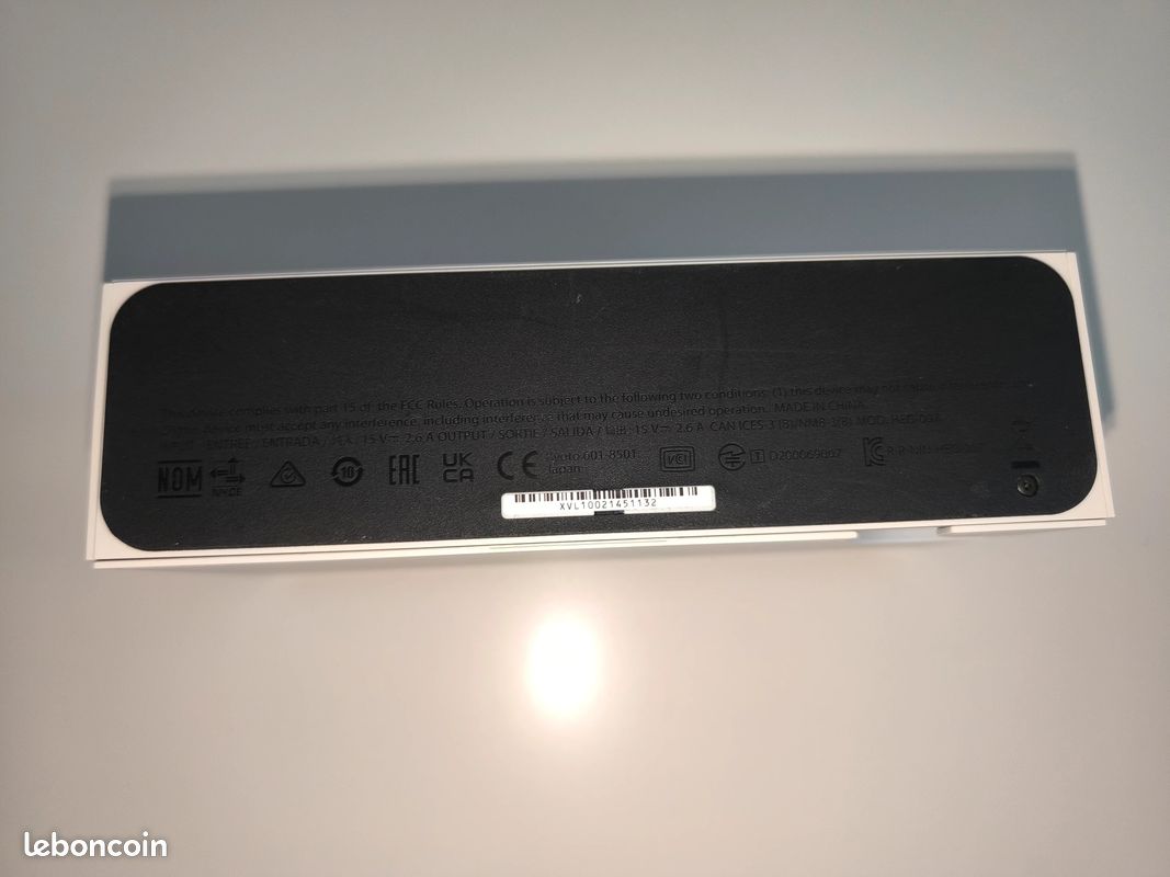 Nintendo Switch OLED (image 12)