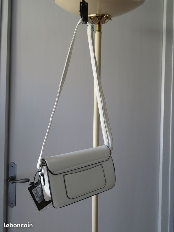 SAC à mains (image 2)
