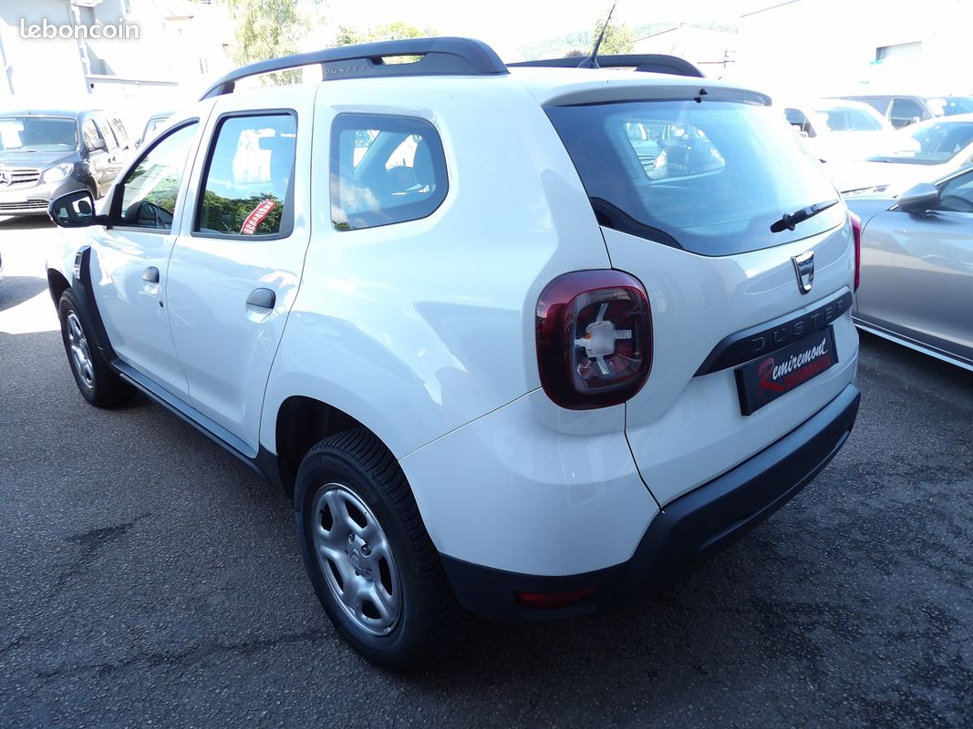 Dacia DUSTER 1.5 BLUE DCI 115CH ESSENTIEL 4X4 (image 2)