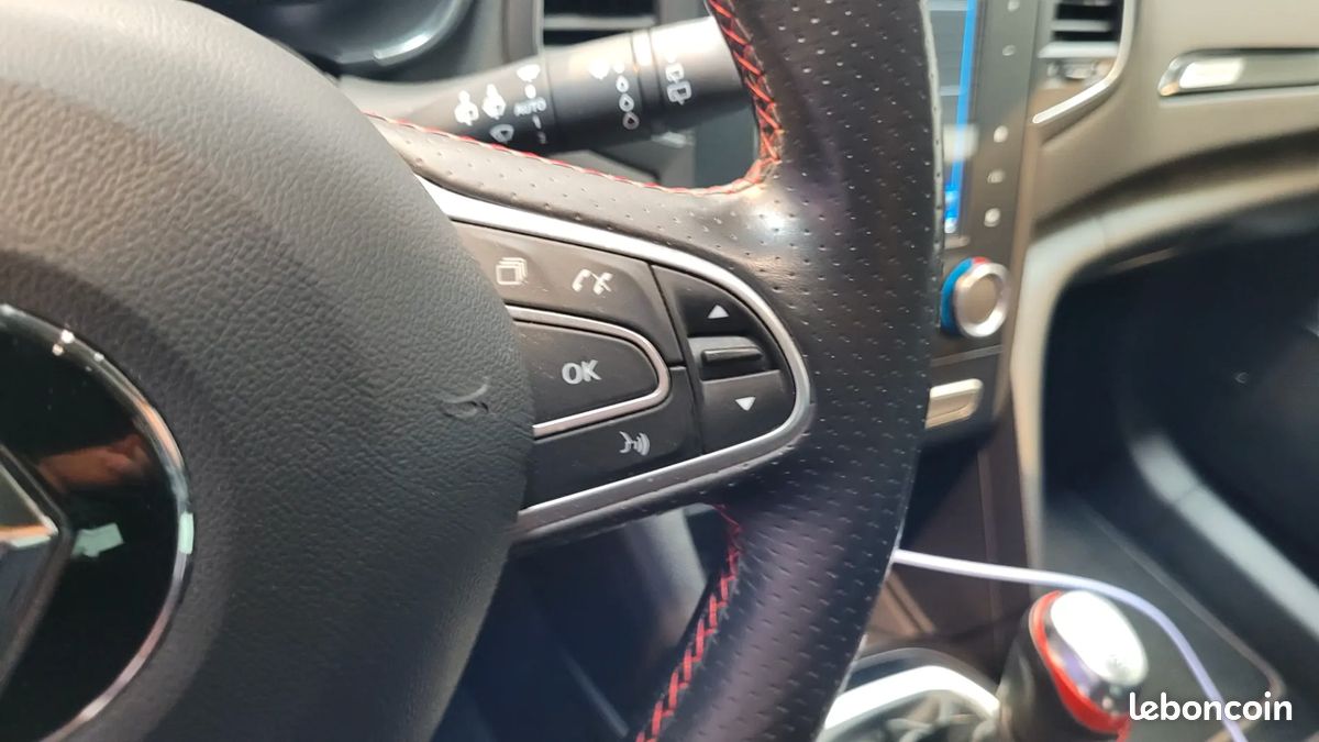RENAULT Megane 1.8 300ch RS Trophy - 2019 - 48 872 km - CarPlay - Toit ouvrant - Boite mécanique (image 13)