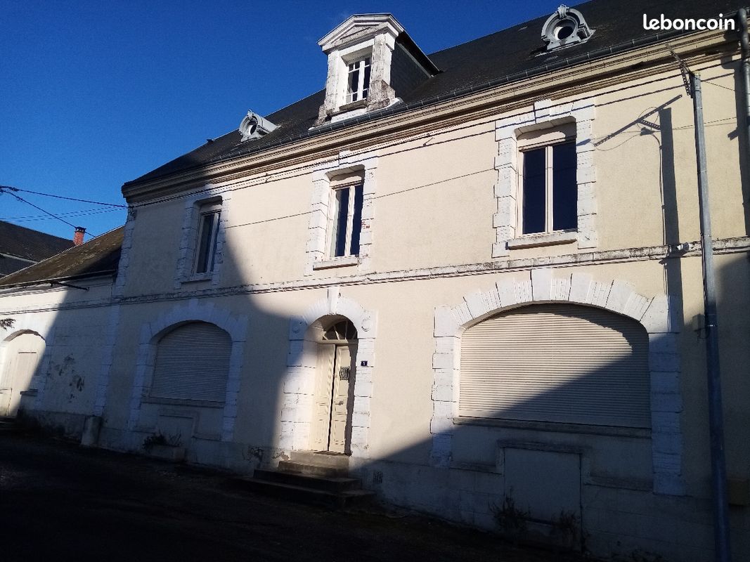 Maison 10 pièces 400 m² · à Moulins · 400 m² · 199 900 €
