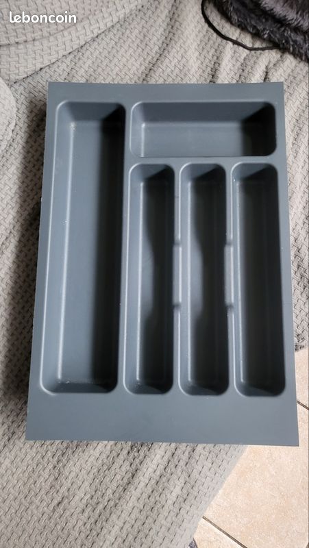 Range couverts (image 1)