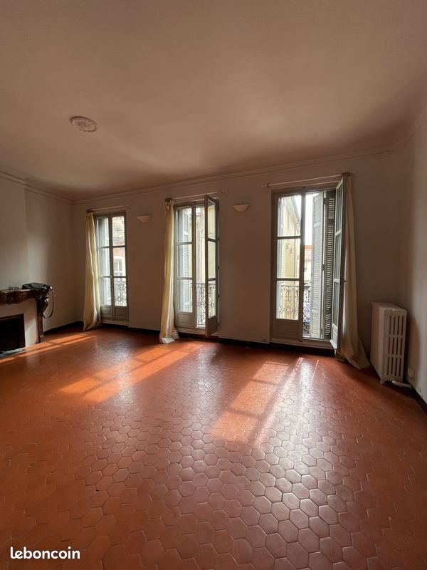 Appartement 4 pièces 101 m² · à Aix-en-Provence · 101 m² · 1 500 €/mois