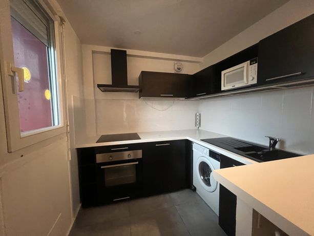 Appartement a louer villeneuve-la-garenne - 2 pièce(s) - 40 m2 - Surfyn