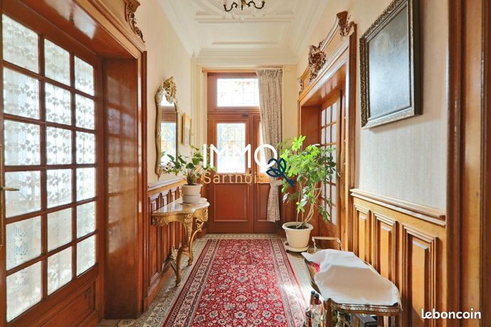 Maison 7 pièces 206 m²