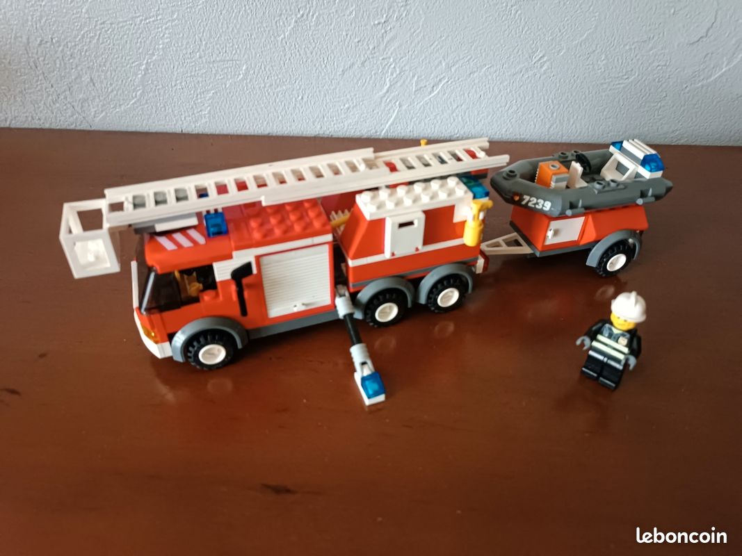Lego city pompiers 7239 complet (image 1)
