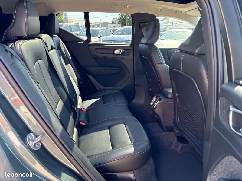 Volvo XC40 B3 163ch Plus DCT 7 (image 23)