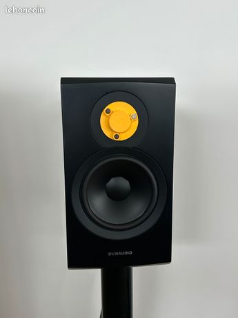 2x Enceintes Dynaudio Emit 20 II Ampli Advance Playstream A5