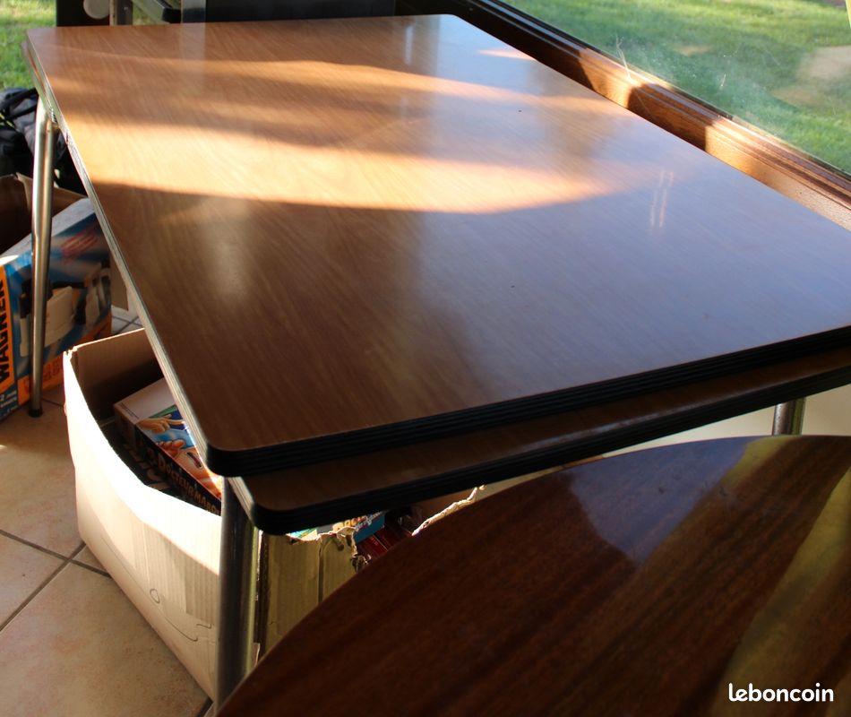 2 tables à vendre (image 1)