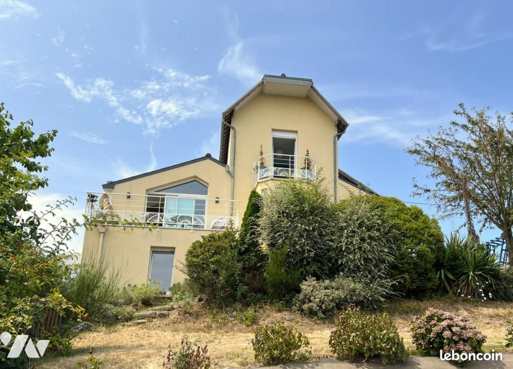 Maison 5 pièces 164 m² · à Binic-Étables-sur-Mer · 164 m² · 623 280 €