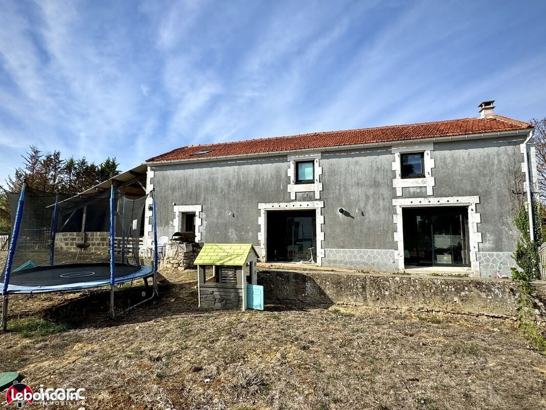 Maison 4 pièces 142 m² · à Corpe · 142 m² · 216 275 €