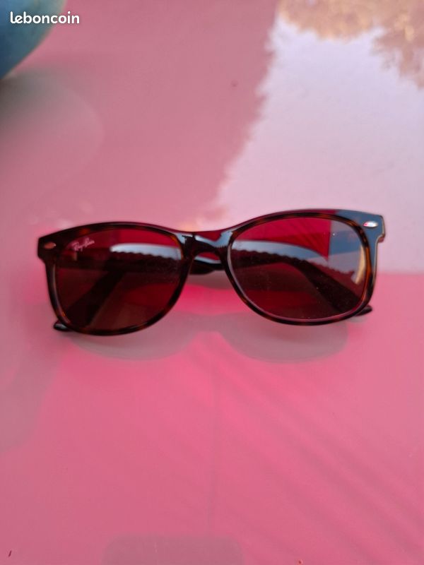 Lunettes de soleil RayBan enfant (image 1)