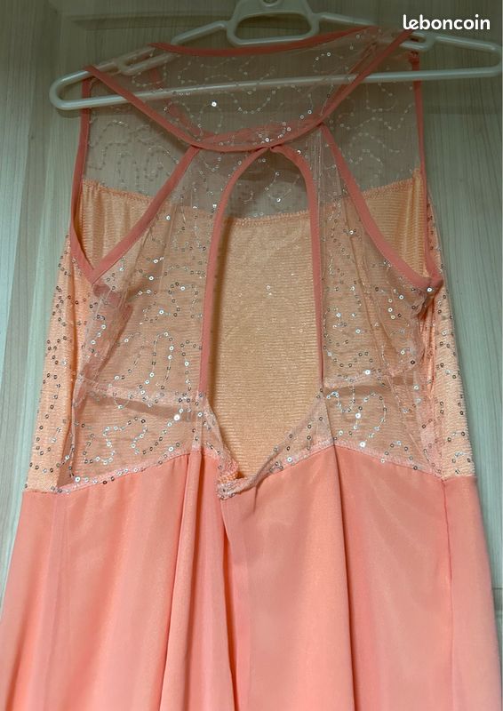 Robe pailletée (image 2)