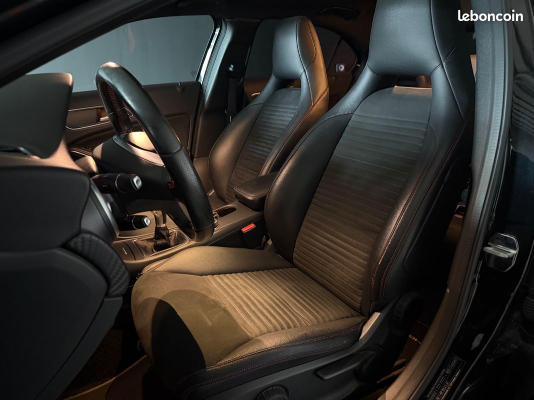 MERCEDES-BENZ CLASSE A 200 CDI 135 AMG LINE FASCINATION - TOIT PANORAMIQUE OUVRANT - CAMÉRA DE RECUl (image 4)