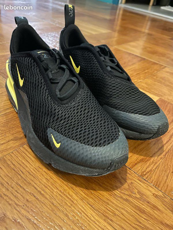 Nike Air Max 270 noir et jaune Chaussures