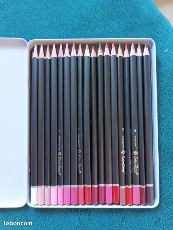 Lot de crayon de couleur (image 4)