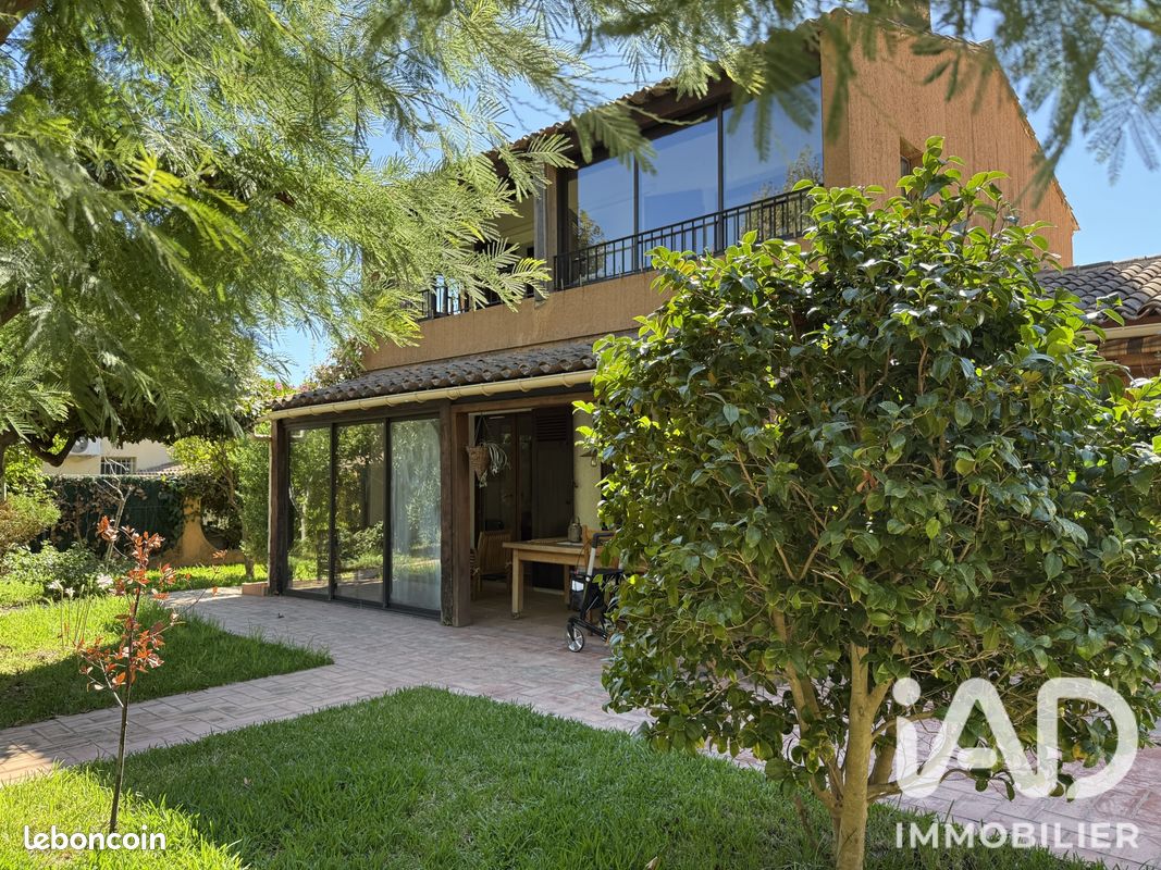 Maison 5 pièces 100 m² · à La Londe-les-Maures · 100 m² · 476 000 €