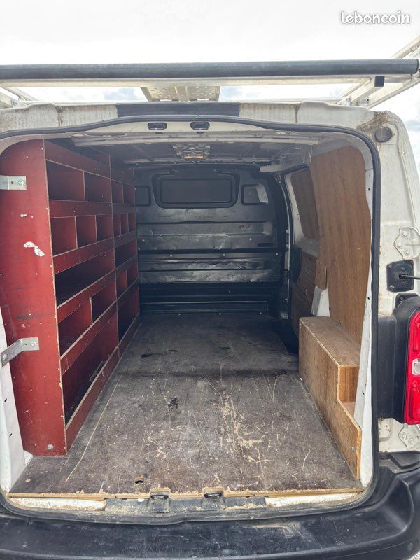 Citroën Jumpy 1.6 HDI 115 CH Club - Garantie (image 4)