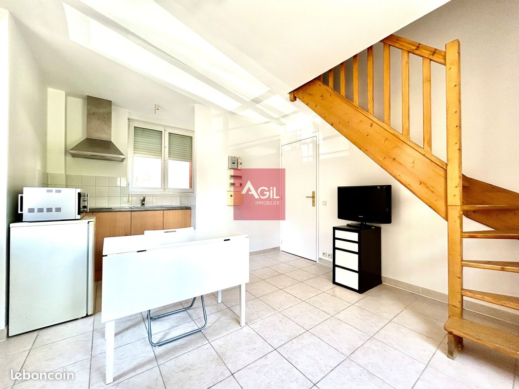 Appartement 5 pièces 90 m² · à Grenoble · 90 m² · 210 000 €