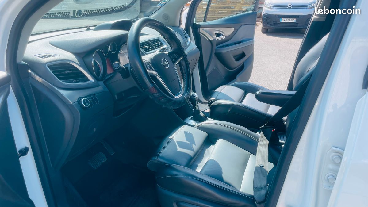 OPEL MOKKA 1.7 CDTI 130ch COSMO PACK AUTOA 4x2 GPS (image 9)