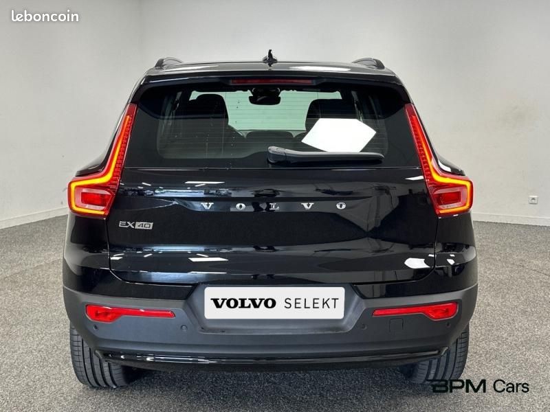 Volvo EX40 Single Extended Range 252ch Plus (image 10)