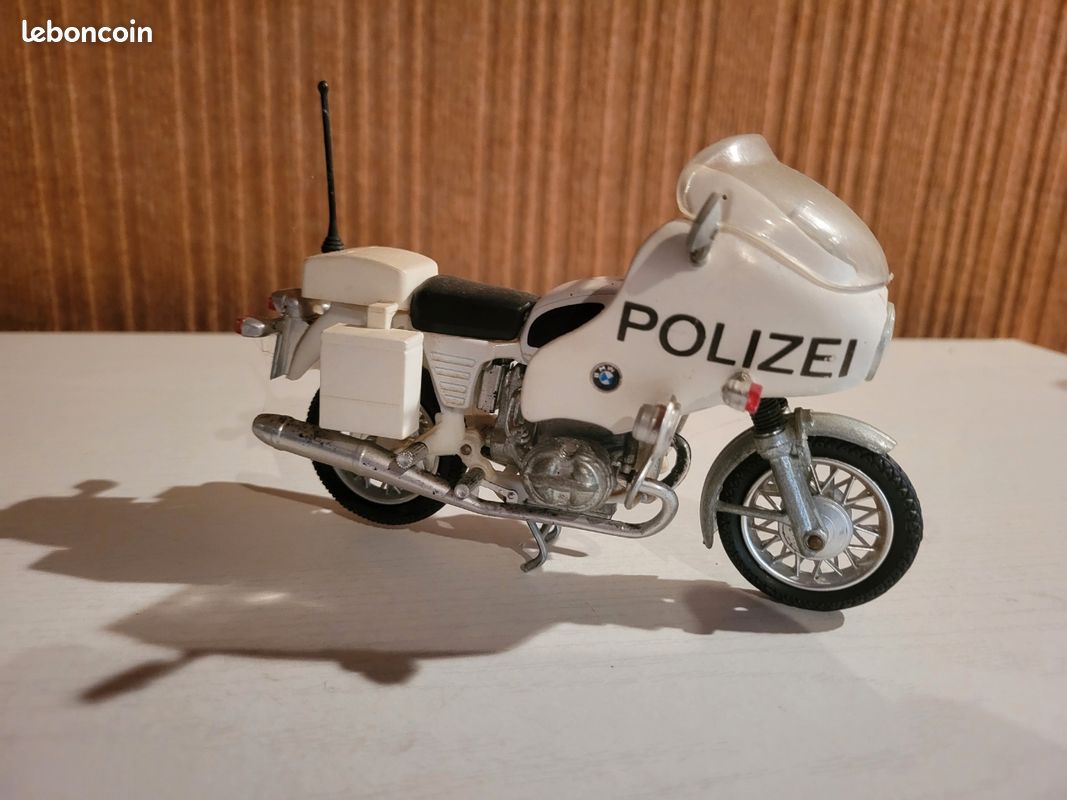 Bmw police (image 1)