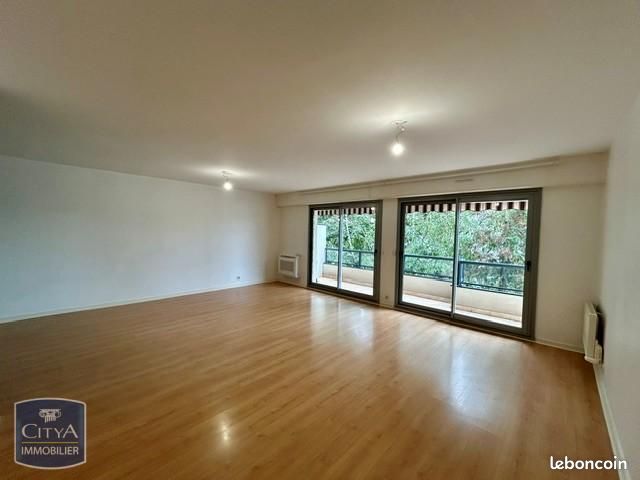 Appartement 3 pièces 80 m² · à Clermont-Ferrand · 80 m² · 950 €/mois