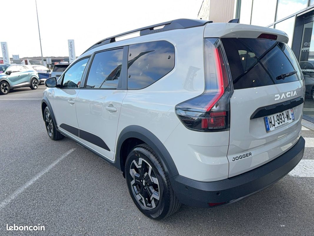 DACIA Jogger ECO-G 120 auto 7 pl Journey (image 3)