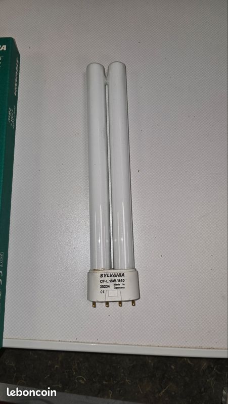 Ampoule Fluorescente Tube 18W Claude 'Bagherra' - Neuf, Éclairage Atelier/Bureau