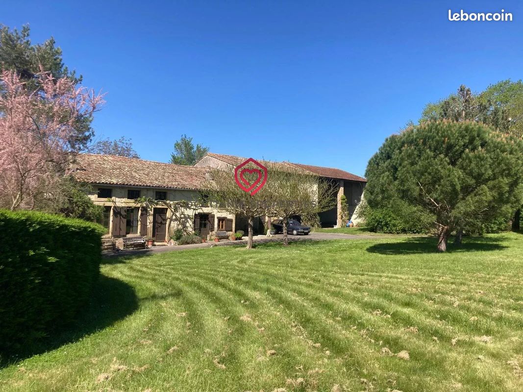 Propriété 6 pièces 204 m² (image 20)