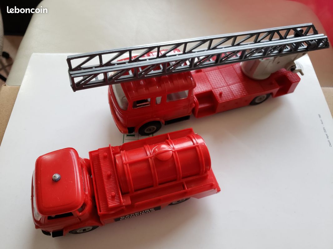 Norev maxijet jet car 1/43 camions saviem daf ou volvo