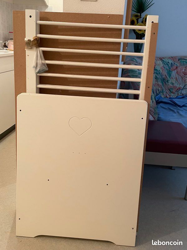 Joli Lit enfant blanc (image 1)