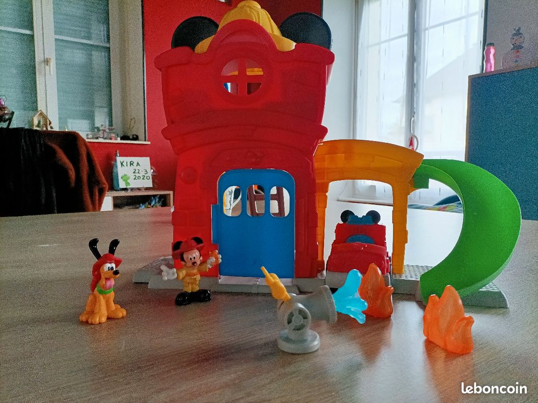 Caserne de pompiers Mickey (image 1)