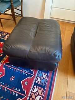 Fauteuil et pouf (image 3)