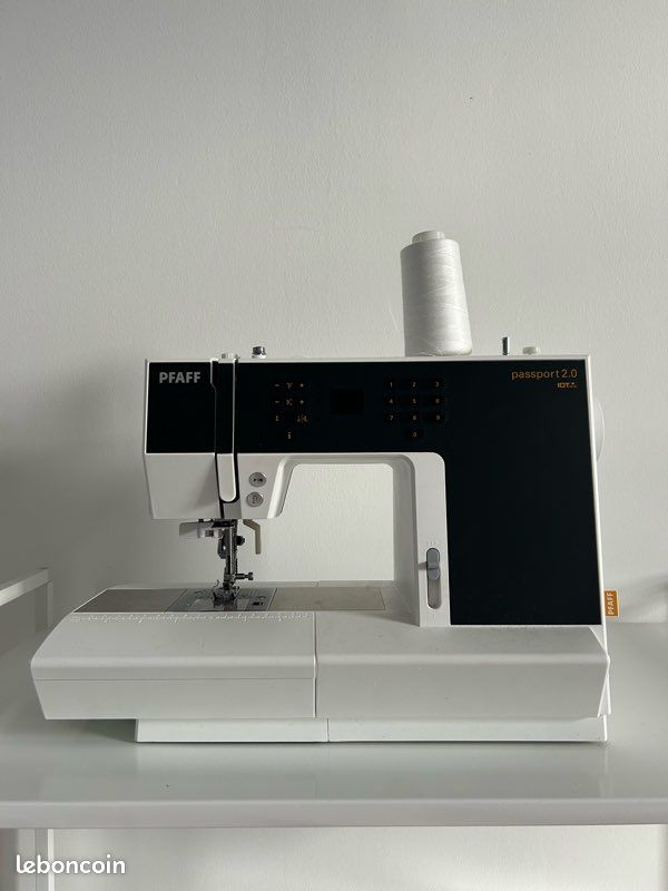 Machine à coudre Pfaff Passeport 2.0 (image 1)