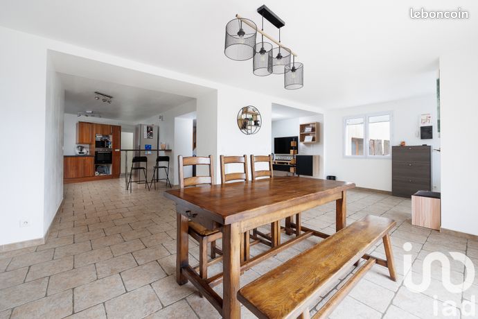 Propriété 6 pièces 150 m²