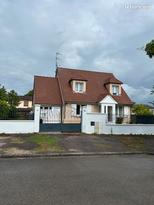 Maison 6 pièces 120 m² · à Saint-André-les-Vergers · 120 m² · 259 000 €