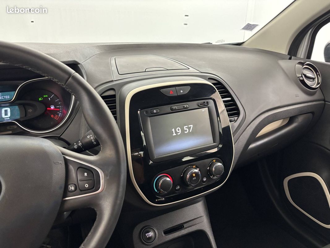 RENAULT Captur TCe 90 - 19 Business (image 12)