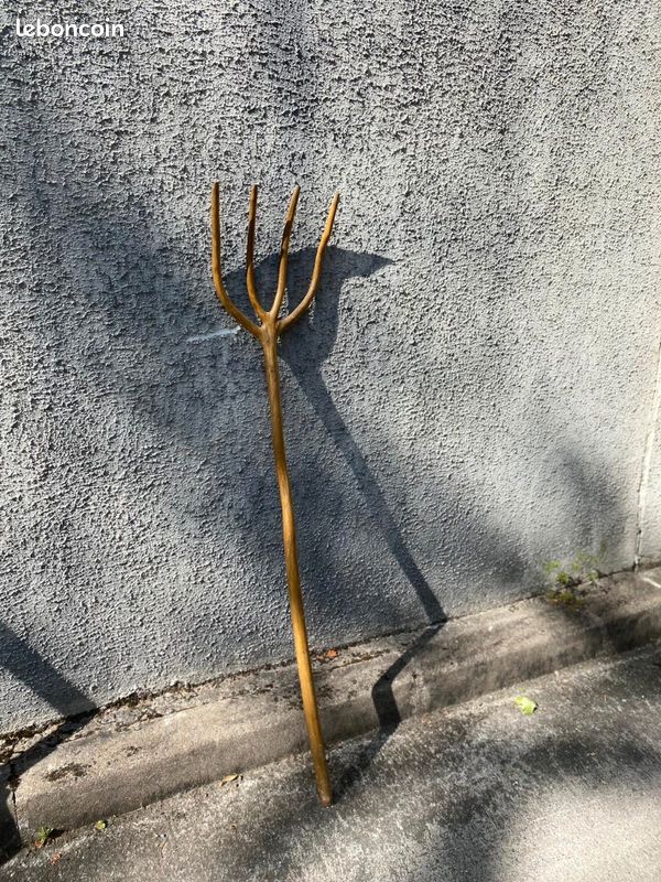 Fourche bois ancienne (image 1)