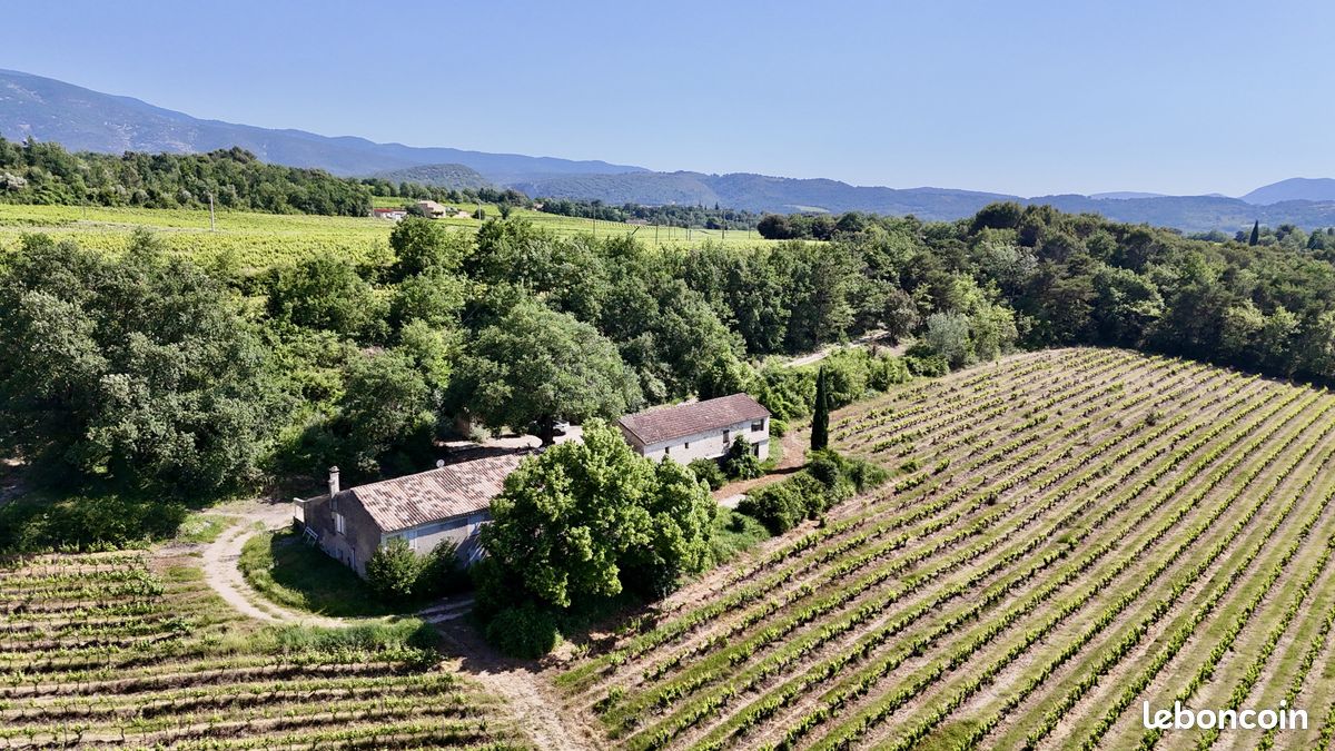 Propriété 9 pièces 190 m² (image 1)